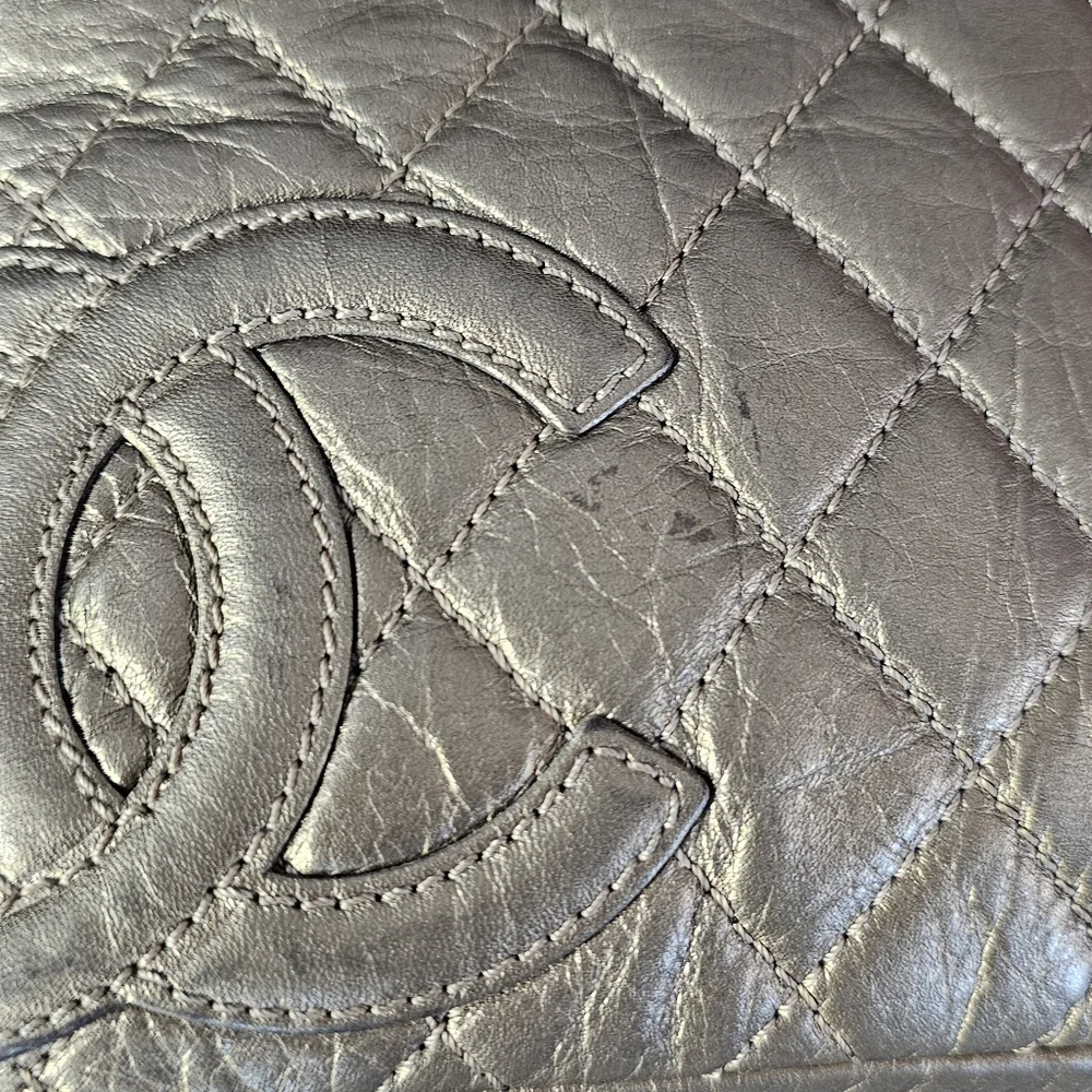 Chanel Vintage Metallic Aged Calfskin Quilted Cotton Club Pochette in Gold - Picture 13 of 16